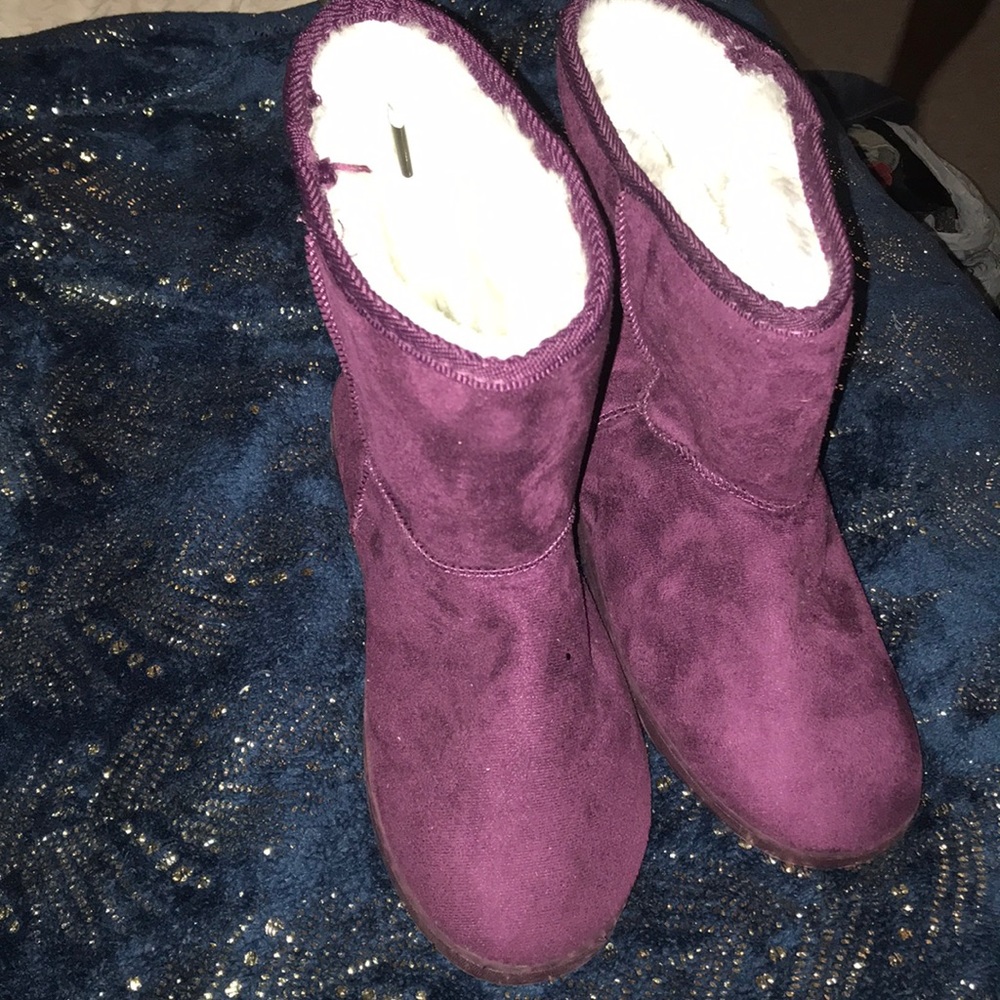 Girls boots